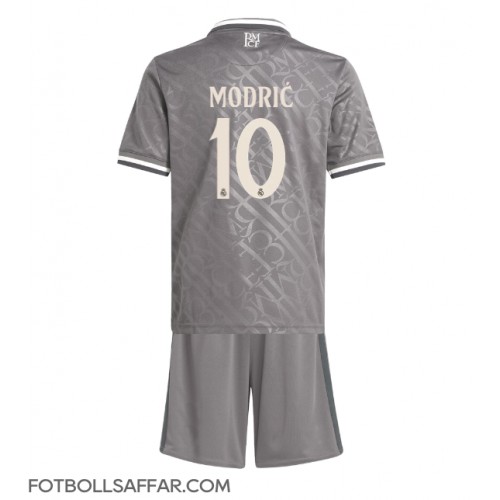 Real Madrid Luka Modric #10 Tredje Dräkt Barn 2024-25 Kortärmad (+ Korta byxor)